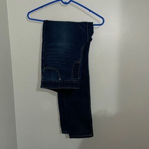 Maurice’s elastic waist jegging